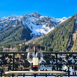 https://majestic-t2-calme-spacieux-central-avec-parking.hotels-rhonealpes.com
