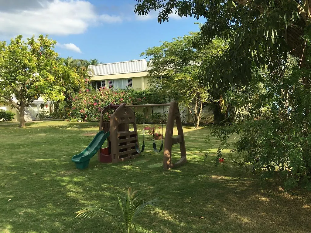 Anna'S Joye Seawind - Freeport, Montego Bay Apartment